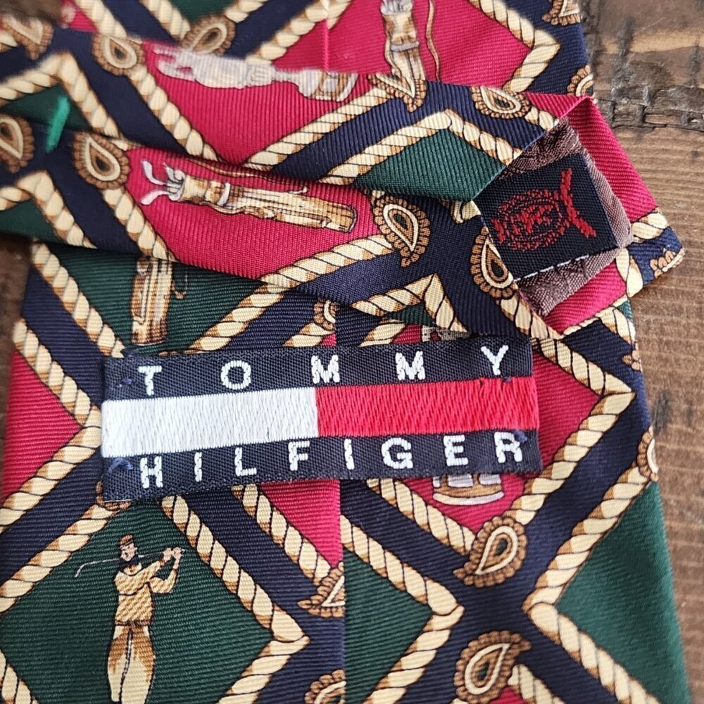 Tommy Hilfiger Classic Golf Themed Tie - Picture 5 of 5